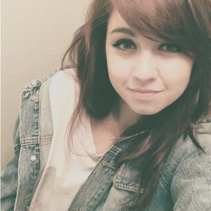 Meet your Posher, Anna